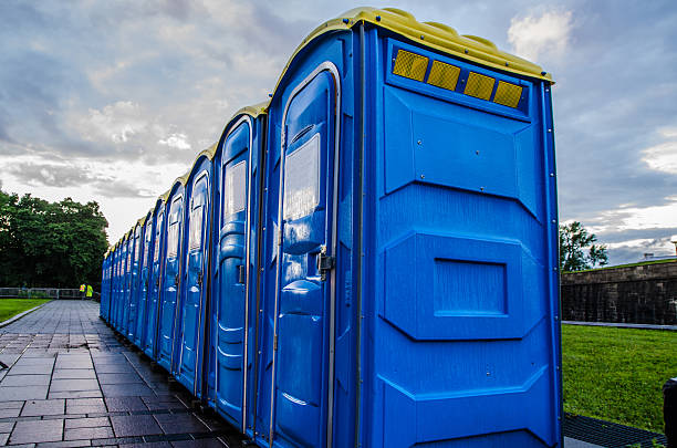 Best Portable restroom trailer rental  in Solomon, KS
